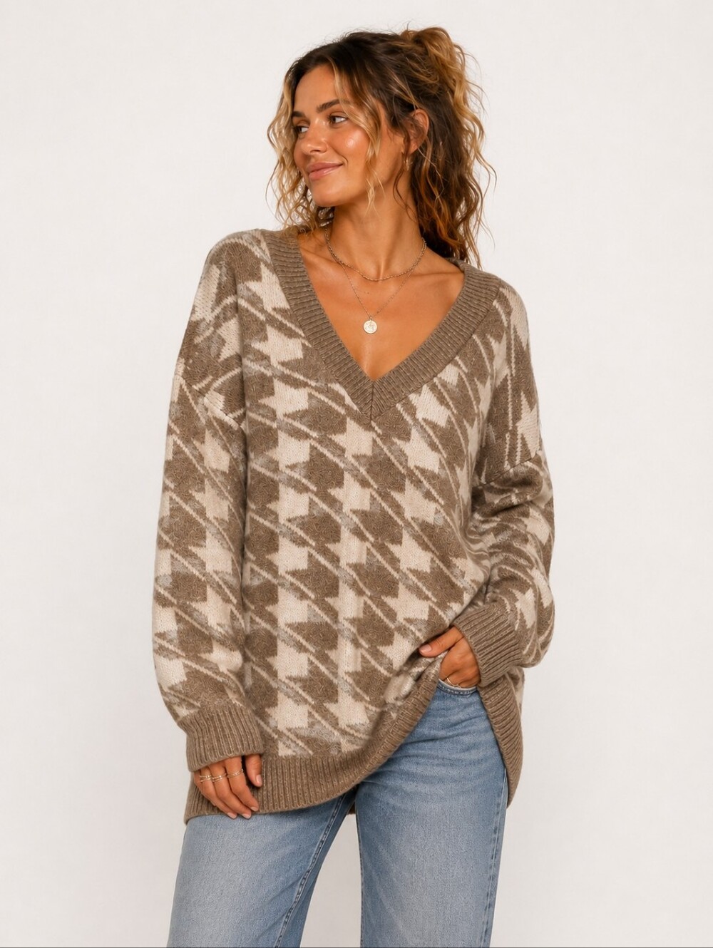 POL Taupe Cream Houndstooth Oversized V-Neck Knit Sweater Size S
